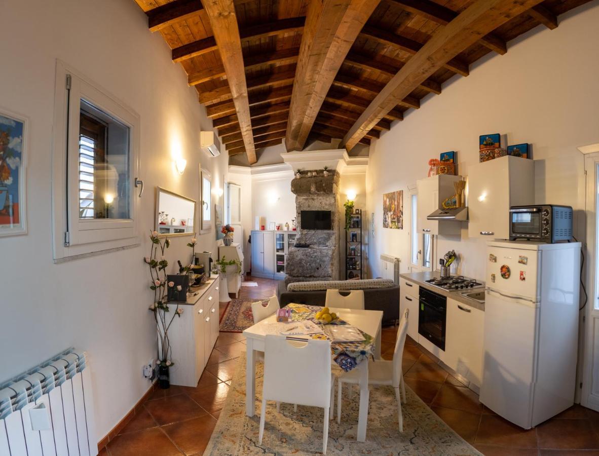 Le Terrazze Di Maravigghia Palermo Apartman Kültér fotó